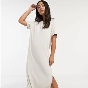 Monki Asos midi tshirt dress